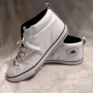 Converse Mid Tops